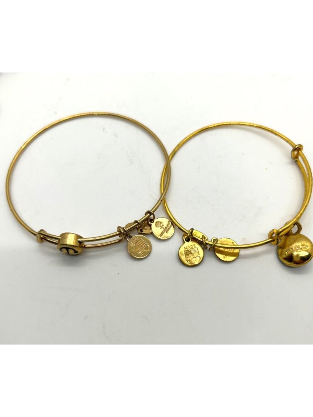 Lot Of 10 Gold-Tone Bracelets 4 Alex And Ani 1 Avon 1 Wind And Fire - Picture 5 of 10
